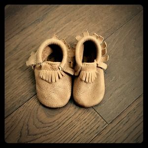 Freshly Picked, brown size 3 moccasins